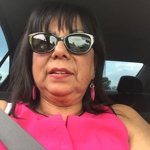 Meet your Posher, Sandra